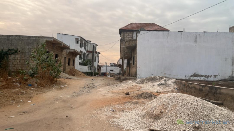 terrain-de-300-metres-carres-a-vendre-a-saly-senegal-big-2