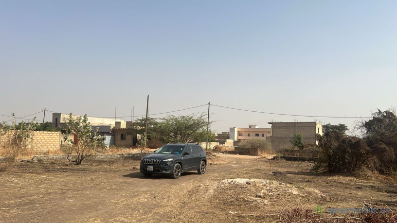 terrains-de-300-metres-carres-a-vendre-a-gandigal-senegal-big-0