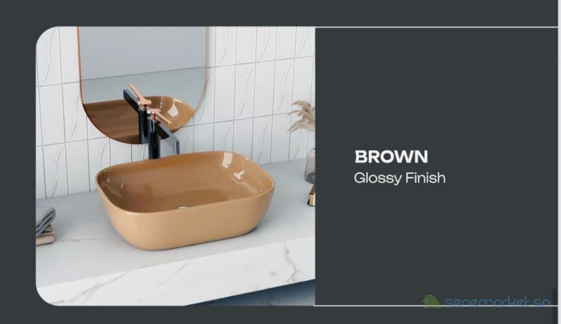 vasque-couleur-avec-un-robinet-big-4