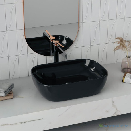 vasque-couleur-avec-un-robinet-big-0