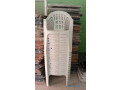 chaises-plastiques-originales-avec-manches-stock-limite-small-2