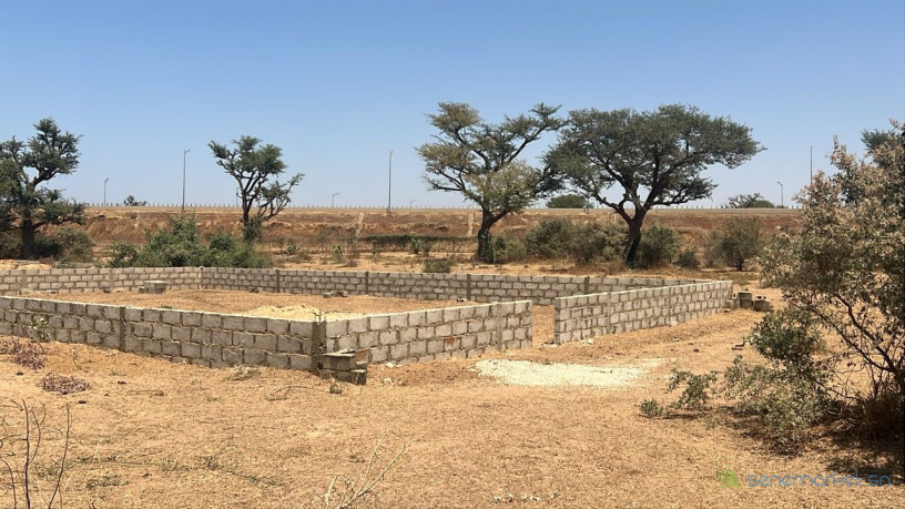 terrains-de-300-metres-carres-a-vendre-a-malicounda-peage-big-3