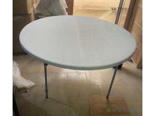 Table ronde pliable de 10 personnes 1m50cm