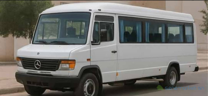 location-de-bus-confort-23-places-avec-chauffeur-big-0