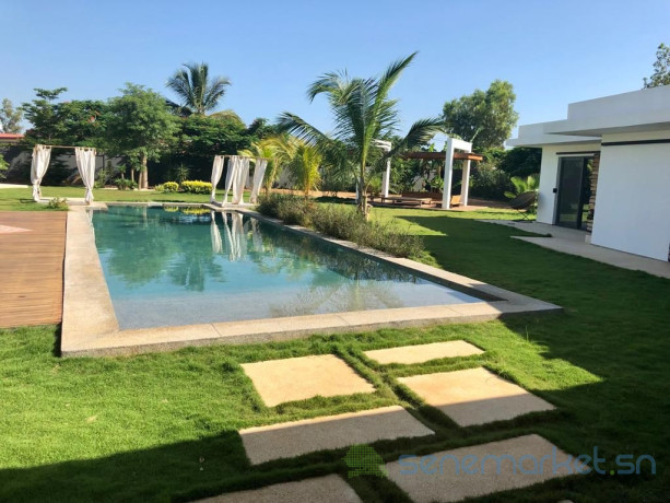 superbe-villa-a-vendre-saly-big-3