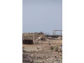 terrain-angle-a-vendre-pieds-dans-leau-214m2-bail-individuel-a-la-plage-de-diamalaye-yoff-small-1