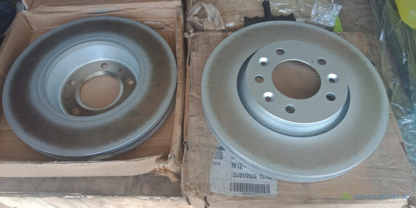 peugeot-expert-citroen-jumpy-fiat-scudo-toyota-proace-disques-frein-avant-big-0
