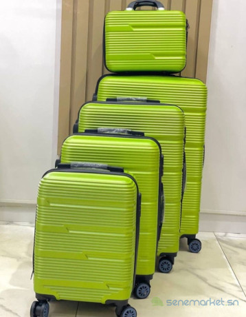 ensemble-de-valises-rigides-big-0