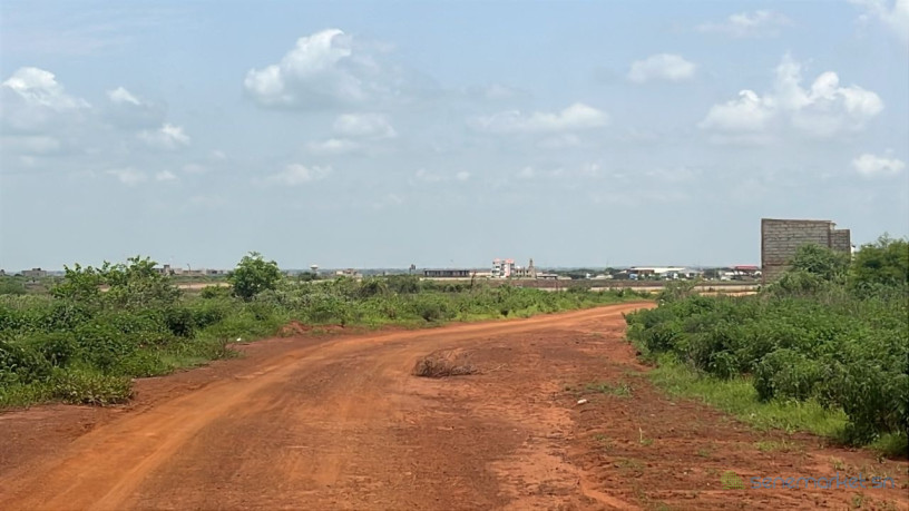 terrains-de-225m2-a-vendre-a-kiniabour-sn-big-3