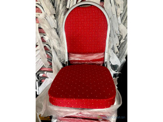 VENTE DE CHAISES DE QUALITÉ A VENDRE