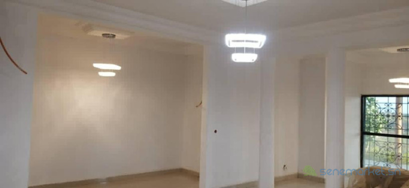 vente-de-villa-de-haut-standing-big-1