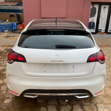 location-voiture-citroen-ds4-big-2