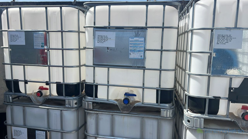 cuve-a-eau-1000-litres-a-vendre-big-0