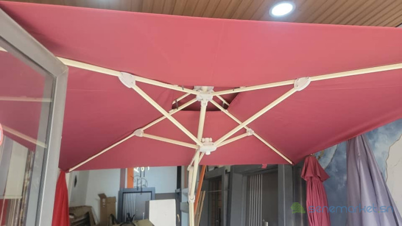 parasol-dp-big-3