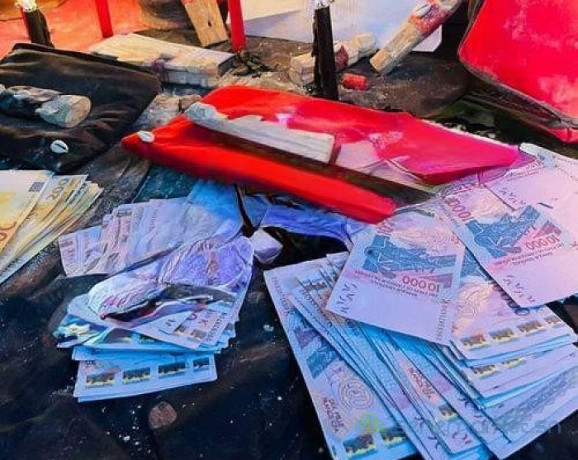 en-france-comment-avoir-le-vrai-portefeuille-magique-en-euro229-01-46-94-65-21-obtenir-le-vrai-portefeuille-magique-big-0