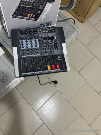 tables-de-mixage-yamaha-a-vendre-big-1