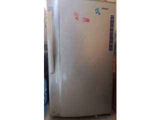 Réfrigérateur SHARP