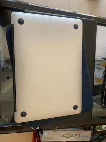 macbook-air-2017-big-4