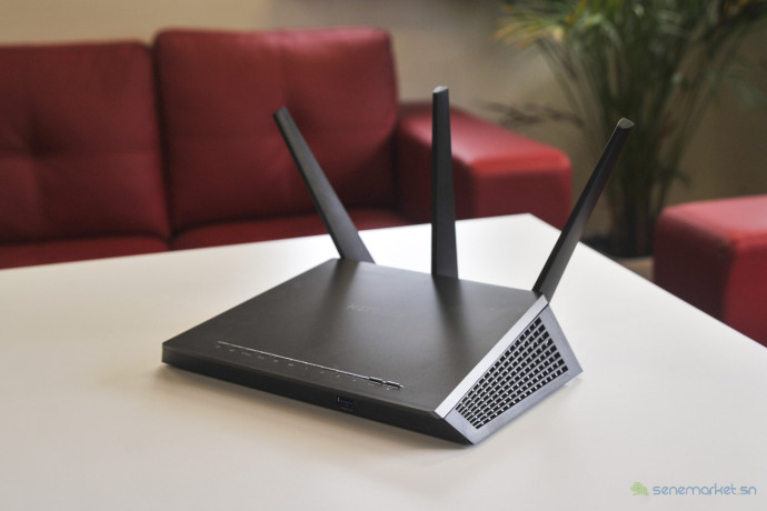 netgear-r7000-nighthawk-wi-fi-ultra-rapide-big-2