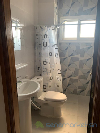 tres-bel-appartement-a-cite-mixta-big-3