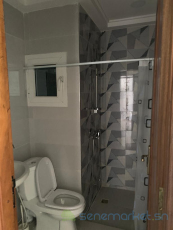 tres-bel-appartement-a-cite-mixta-big-2