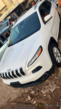 vente-jeep-cherokee-big-2