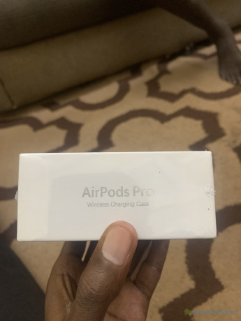 airpods-pro-big-1