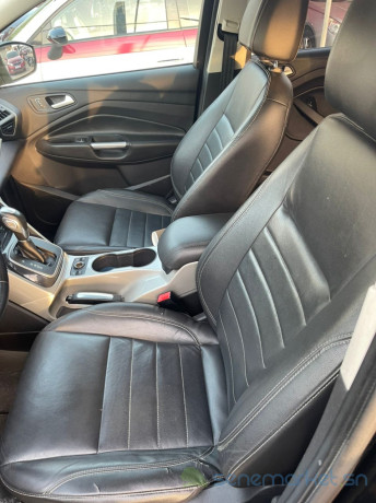ford-escape-annee-2013-automatique-essance-climatise-grand-ecran-interieur-cuir-version-44-deja-dedouane-98000km-big-3