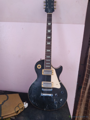 guitare-a-vendre-big-0