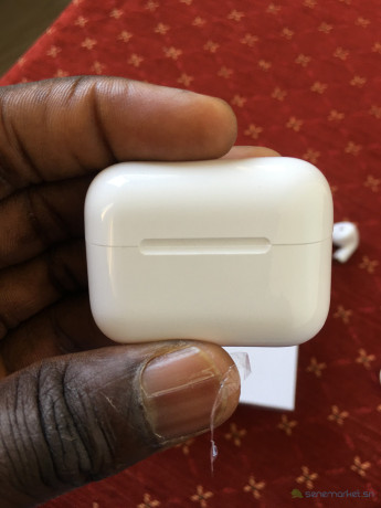 airpods-pro-5s-big-1
