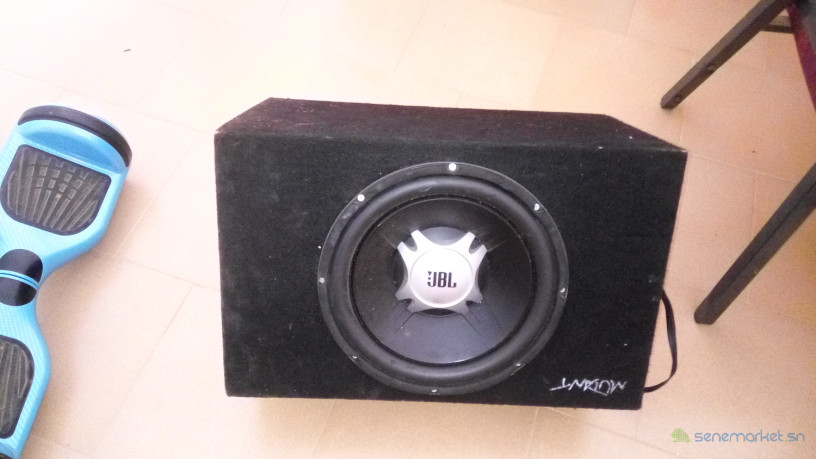 sub-jbl-pro-big-1