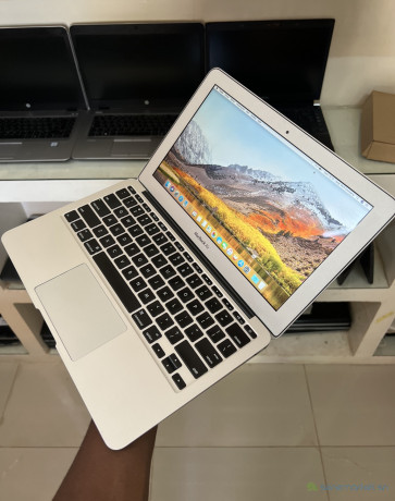 macbook-air-mi-2011-big-1