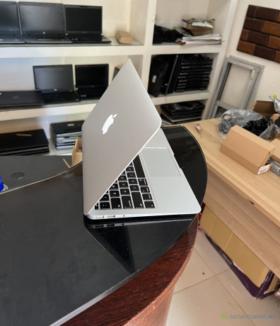 macbook-air-mi-2011-big-4