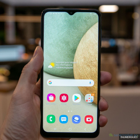 samsung-a12-big-0