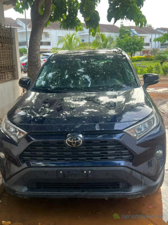toyota-rav4-2020-big-1