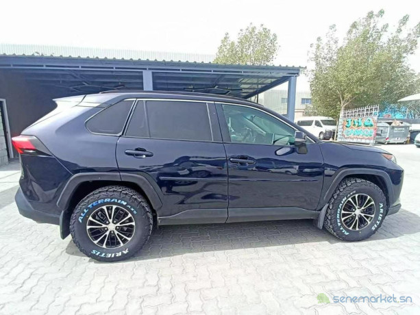 toyota-rav4-2020-big-2