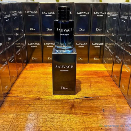 dior-sauvage-eau-de-parfum-pour-homme-big-2