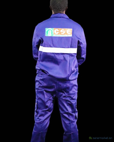 tenues-de-travail-professionnel-pour-les-etablissements-scolaires-et-institut-de-formation-ainsi-que-les-entreprises-big-4