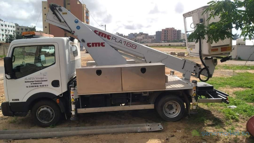location-camion-nacelle-big-2
