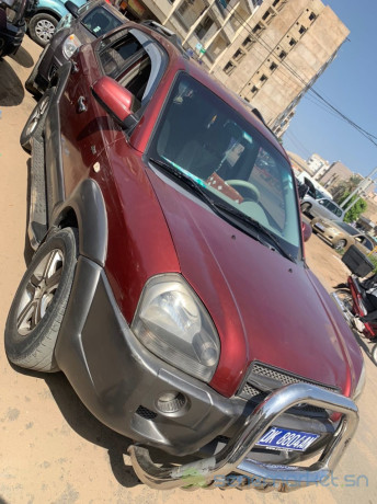 hyundai-tucson-2008-big-0
