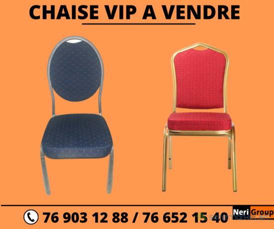 chaise-vip-rouge-et-bleu-tout-neuf-et-confortable-big-0