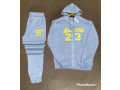 vetements-hommes-et-femmes-small-0