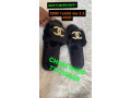 pantoufle-disponible-small-0
