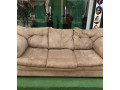 salon-cinq-places-small-1