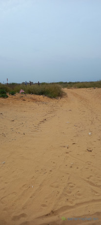 terrains-a-vendre-a-ndiakhirate-avec-titre-foncier-big-0