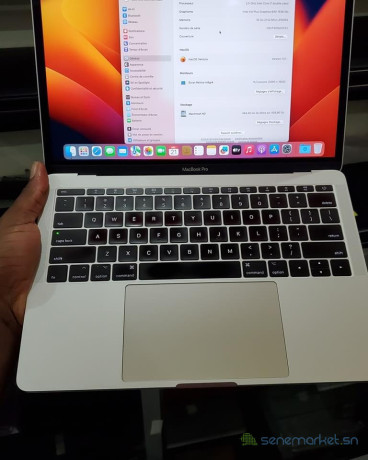 macbook-pro-2017-non-touch-bar-big-1