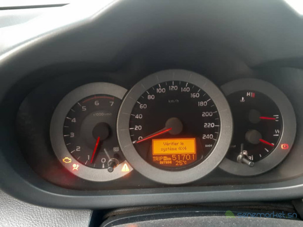 je-vend-une-rav4-annee-2007-transmission-manuelle-gasoil-kilometrage-5170-big-1