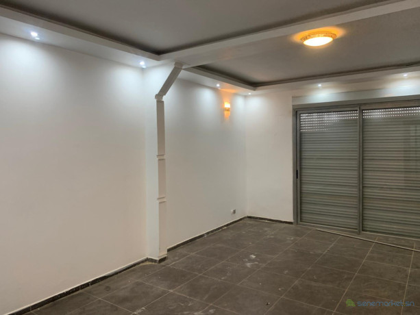 location-dun-immeuble-luxueux-neuf-a-thies-avec-10-appartements-big-4