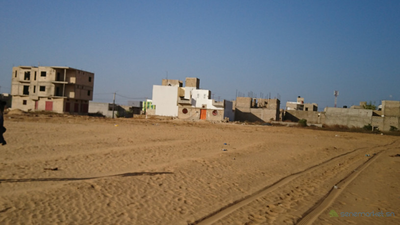 terrains-tf-individ-kounoune2-face-ecole-aliou-sall-big-1