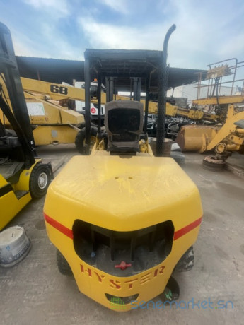 chariot-elevateur-4t-hyster-a-vendre-big-3